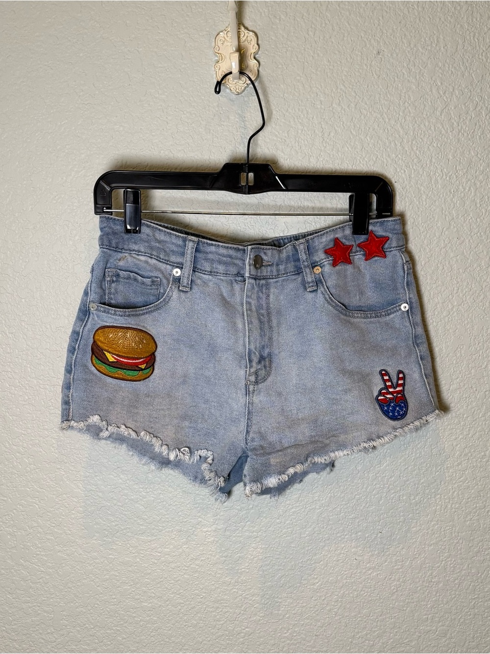 Women’s Patriotic High-Waist Denim Shorts with Patches